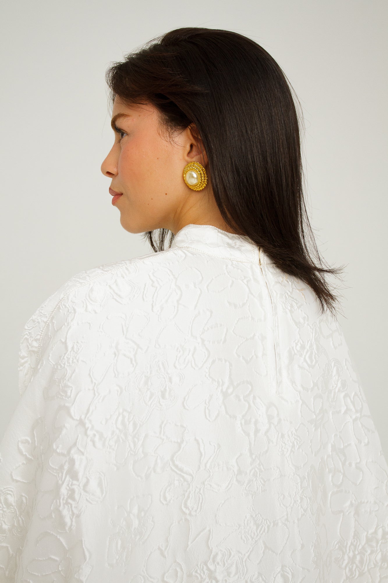WHITE SAMBAC